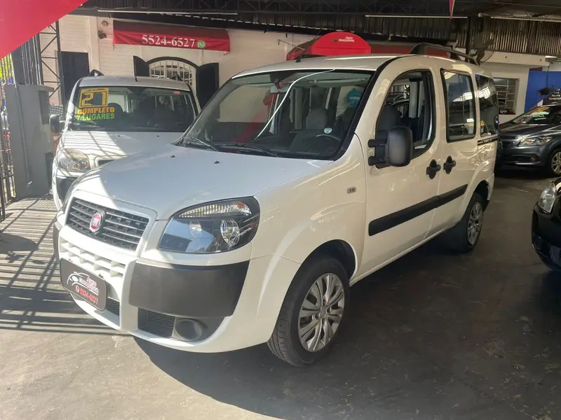 Fiat Doblò Essence 1.8 16V (Flex)
