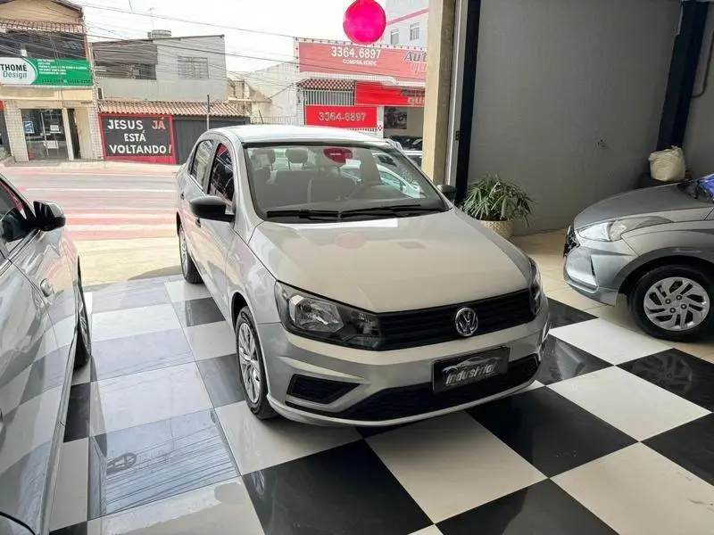 Volkswagen Voyage 1.6 (Aut.)