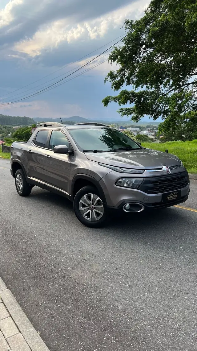 Carro Fiat Toro 2019 Freedom 1.8 AT6 4x2 (Flex)