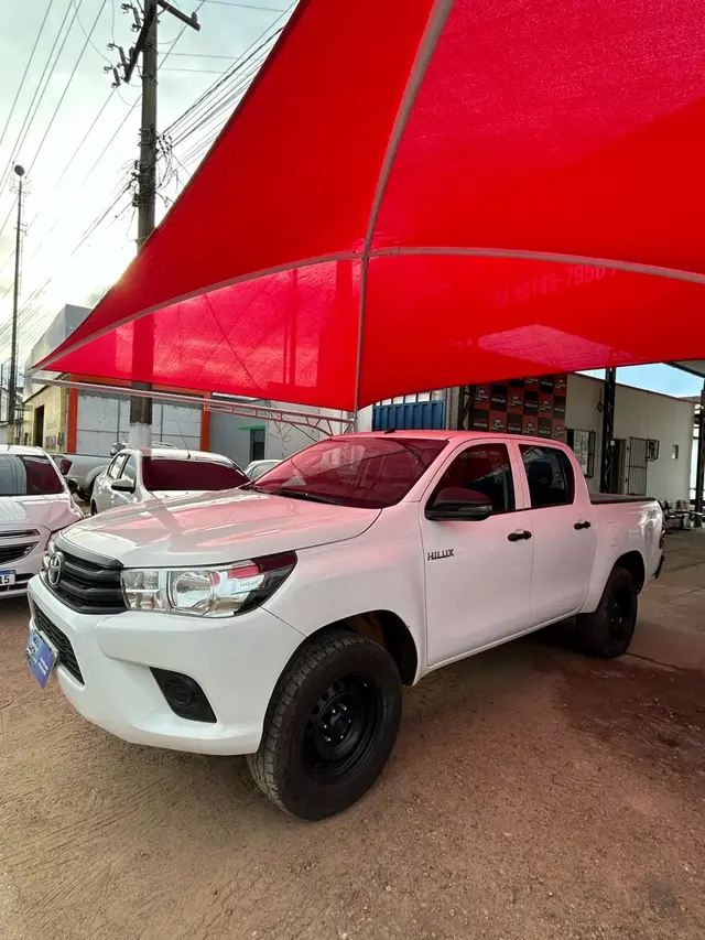 Carro Toyota Hilux Cabine Dupla 2020 Hilux 2.8 TDI CD STD Power Pack 4x4