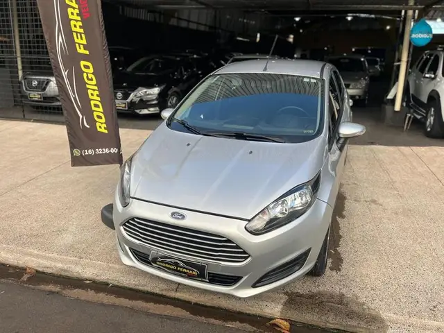 Carro Ford New Fiesta Hatch 2017 New Fiesta SE 1.6 16V
