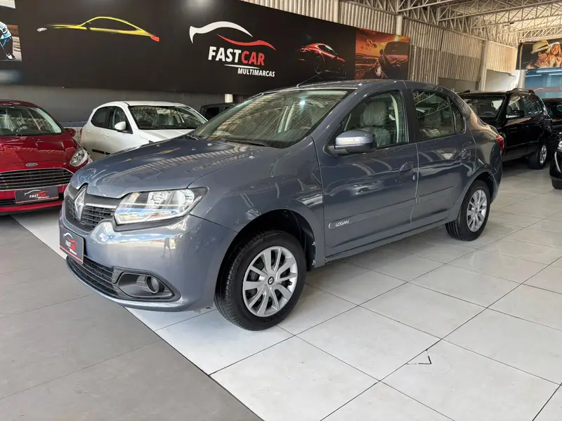 Renault Logan Expression 1.0 16V (flex)