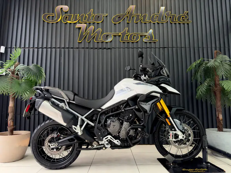 Triumph Tiger 900 900