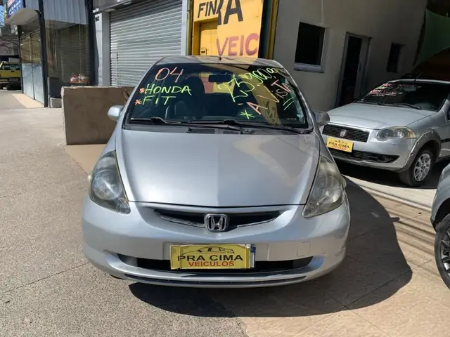 Carro Honda Fit 2004 LXL 1.4