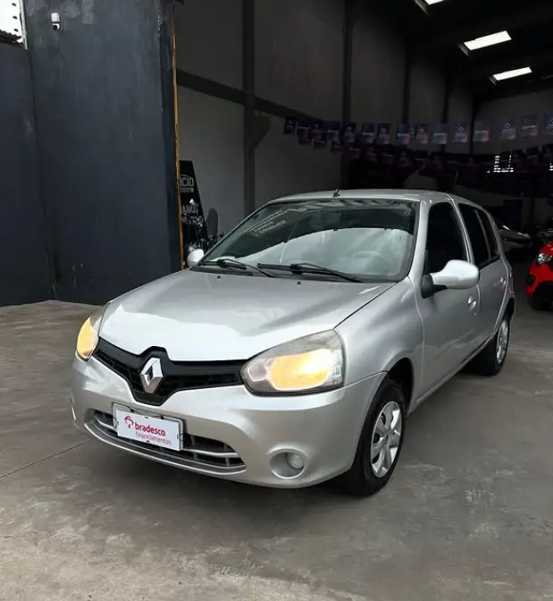 Carro Renault Clio 2016 Expression 1.0 16V (Flex)