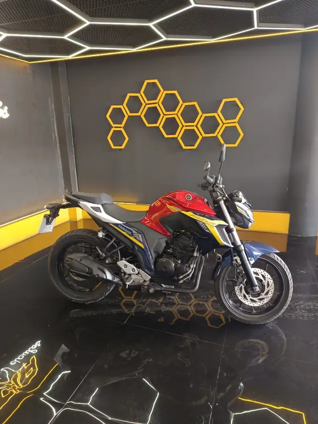 Carro Yamaha Fazer FZ25 2020 ABS