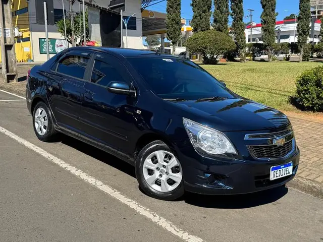 Carro Chevrolet Cobalt 2013 LT 1.4 8V (Flex)