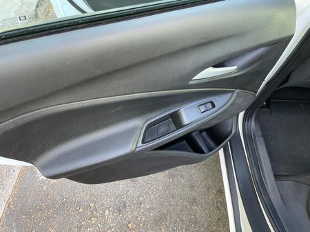 Onix Plus 1.0 LTZ Turbo (Flex)