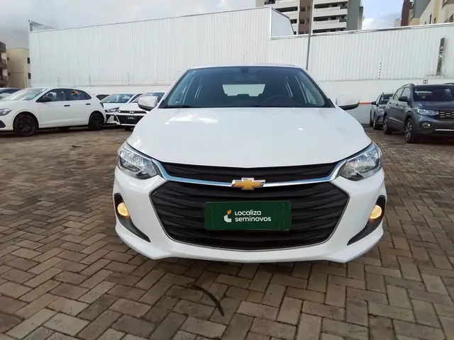 Carro Chevrolet Onix Plus 2024 LT 1.0