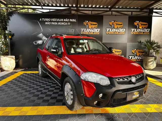 Carro Fiat Strada 2013 Adventure 1.8 16V Dualogic (Flex) (Cabine Dupla)