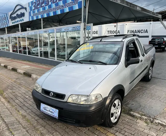 Carro Fiat Strada 2005 Fire 1.3 8V