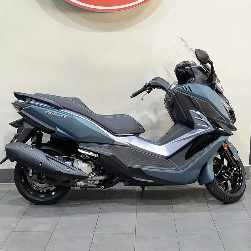 Dafra Cruisym 300