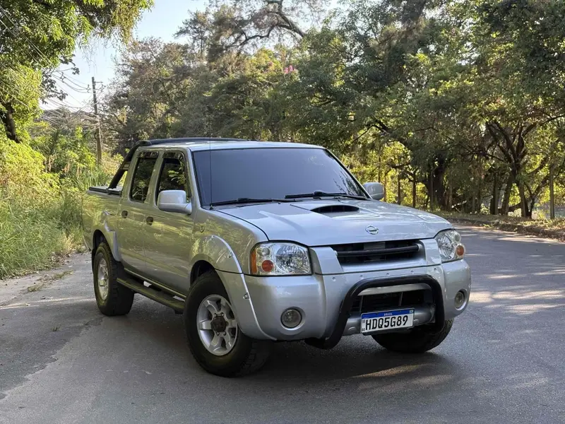 Nissan Frontier SE Strike 4x4 2.8 Eletronic (cab. dupla)