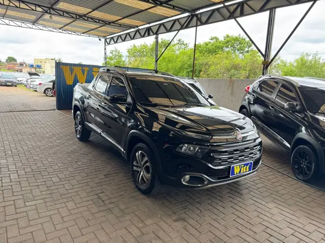 Carro Fiat Toro 2017 Volcano 2.0 diesel AT9 4x4