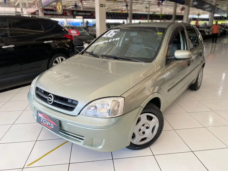 Chevrolet Corsa Hatch Premium 1.0 (Flex)