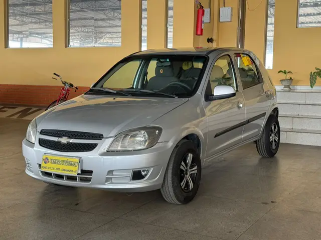 Carro Chevrolet Celta 2013 LT 1.0 (Flex)