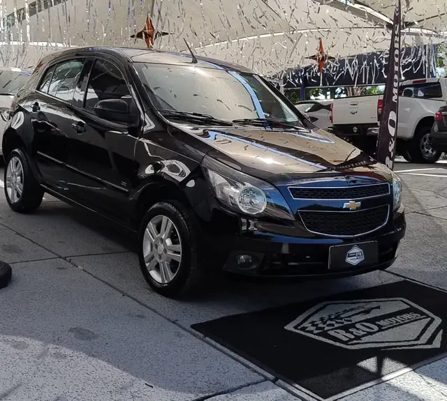 Carro Chevrolet Agile 2011 LTZ 1.4 8V (Flex)