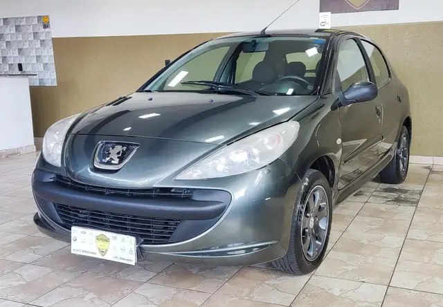 Carro Peugeot 207 2009 Hatch XR 1.4 8V (flex) 4p