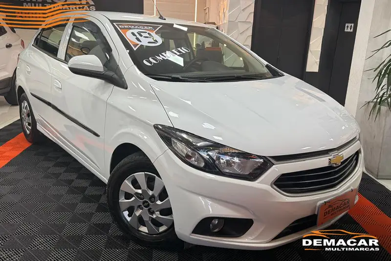 Chevrolet Onix 1.0 LT SPE/4