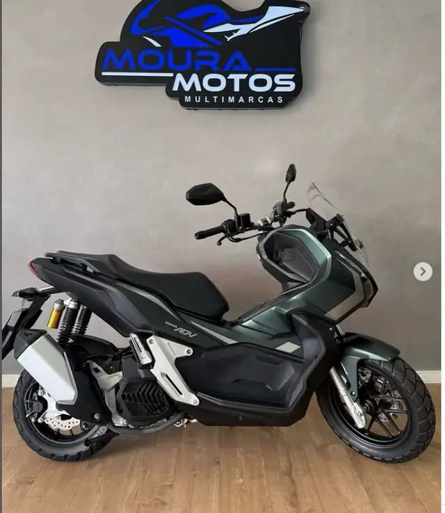 Carro Honda ADV 2024 ABS
