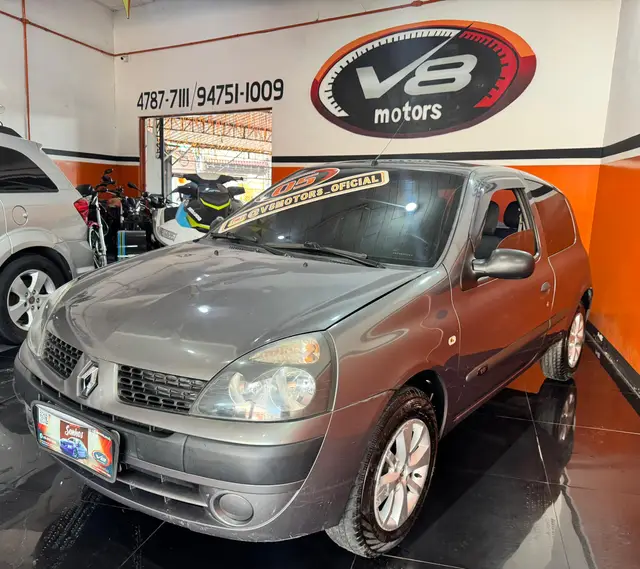 Carro Renault Clio 2005 Hatch. Authentique Plus 1.0 8V