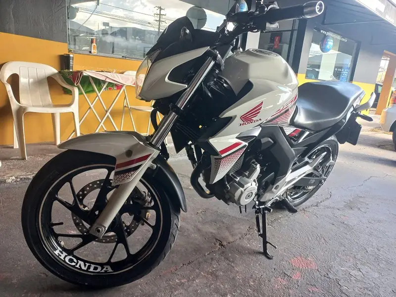 Honda CB 250F Twister Standard