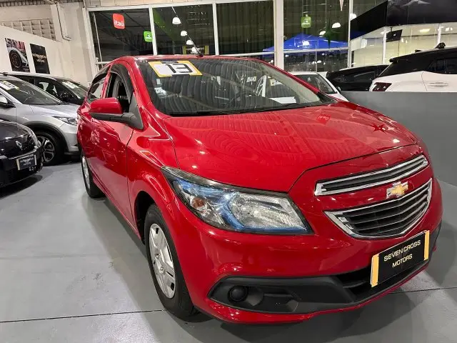 Carro Chevrolet Onix 2013 1.0 LT SPE/4