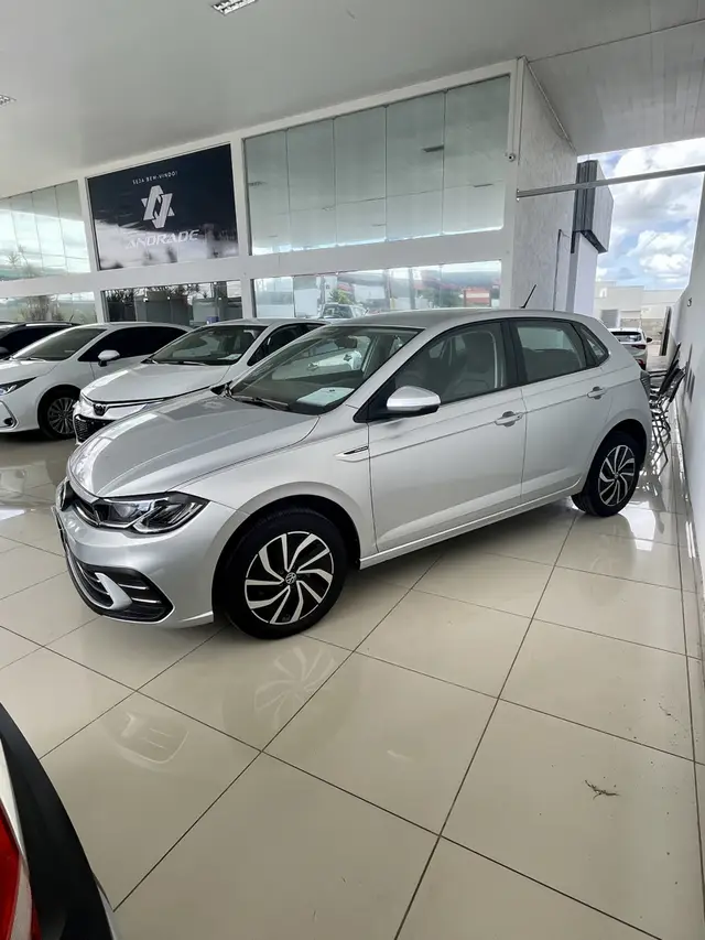 Carro Volkswagen Polo 2024 Highline (Aut) (Flex)