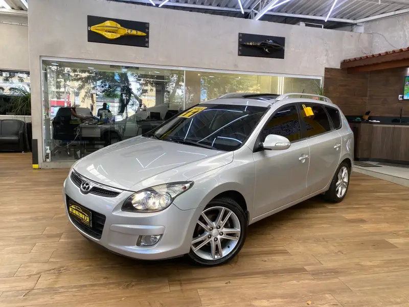 Hyundai i30 CW 2.0i GLS Top (Aut)