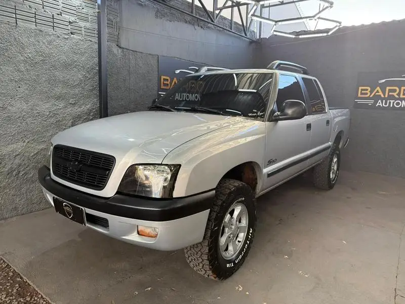 Chevrolet S10 Luxe 4x4 2.8 (Cab Dupla)