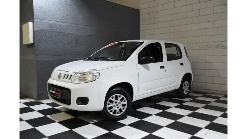 Fiat Uno Vivace 1.0 8V (Flex) 4p