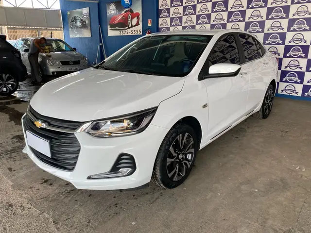 Carro Chevrolet Onix Plus 2023 Premier 1.0 Turbo (Aut.)