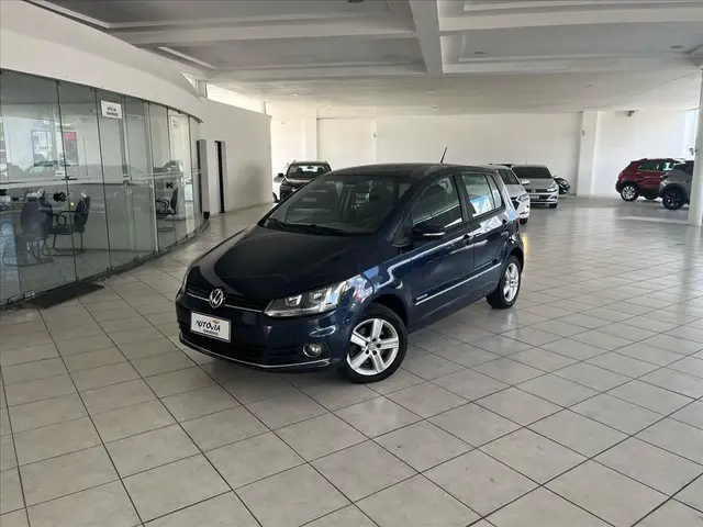Carro Volkswagen Fox 2015 Highline I-Motion 1.6 16v MSI (Flex)