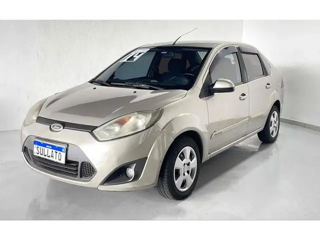 Carro Ford Fiesta Sedan 2014 SE 1.6 Rocam (Flex)
