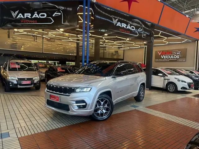 Carro Jeep Commander 2023 Limited 1.3 T270