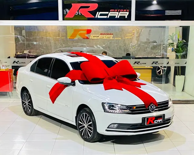 Carro Volkswagen Jetta 2017 2.0 TSI Highline DSG