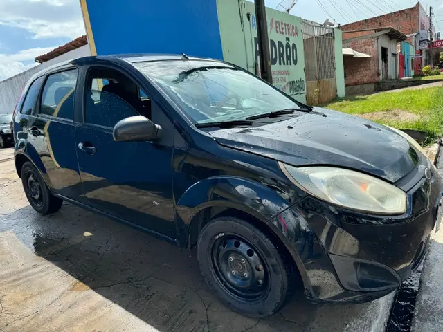 Carro Ford Fiesta Hatch 2011 1.0 (Flex)