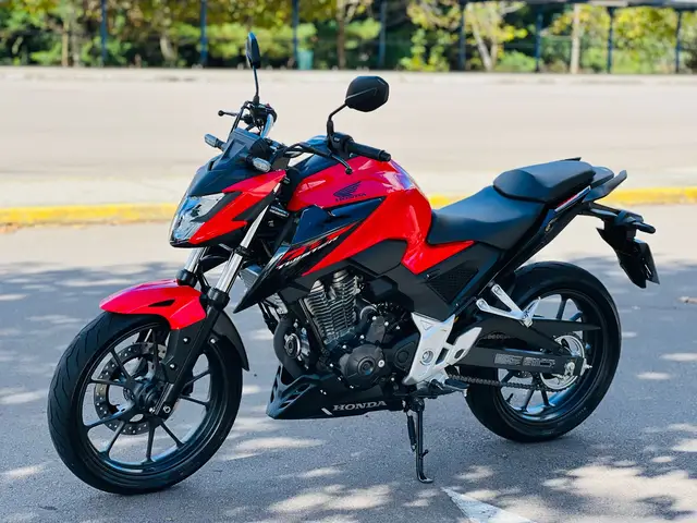 Moto Honda CB 300F Twister 2024 (ABS)