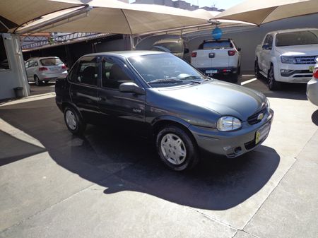 Classic Corsa Sedan  Life 1.0 (Flex)