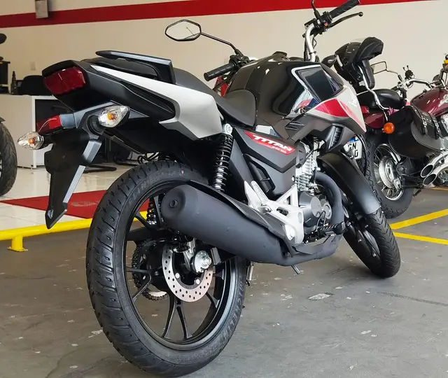 Moto Honda CG 160 2025 Titan