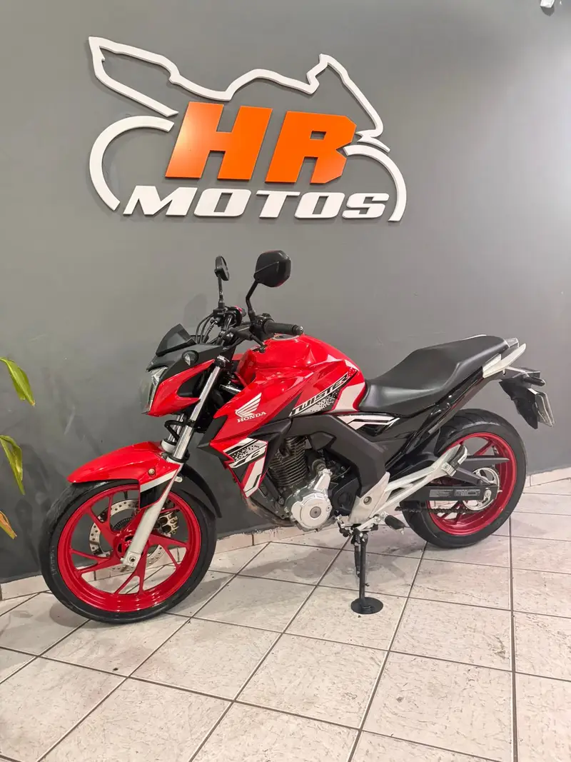 Honda CB 250F Twister (CBS)