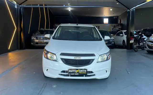 Carro Chevrolet Onix 2019 1.0 Joy SPE/4