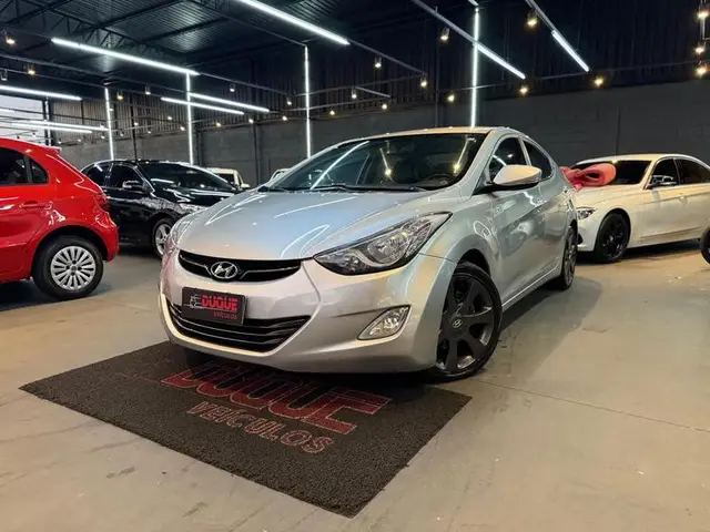 Carro Hyundai Elantra 2012 Sedan 1.8 GLS
