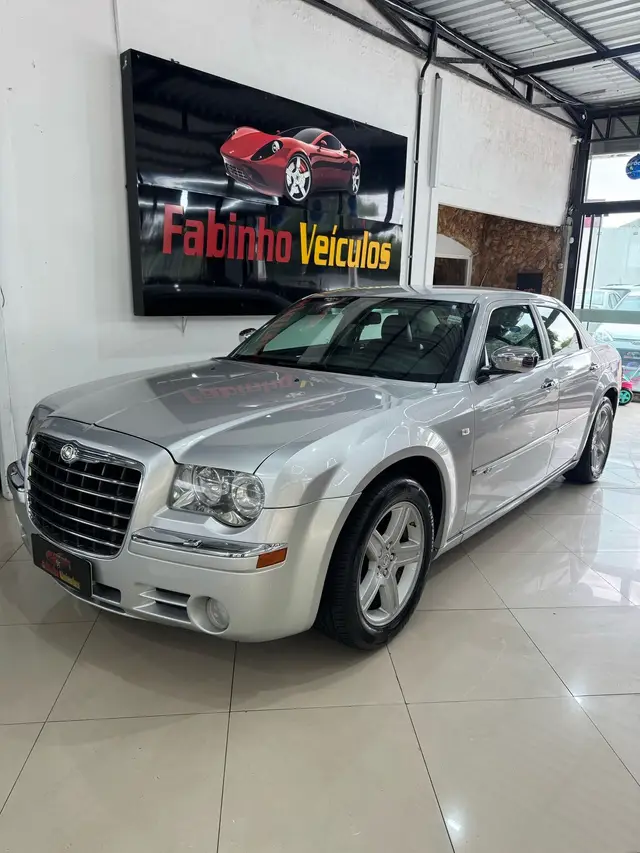 Carro Chrysler 300C 2008 3.5 V6