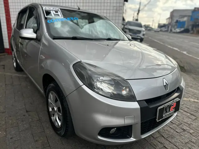 Carro Renault Sandero 2014 Expression 1.0 16V (flex)