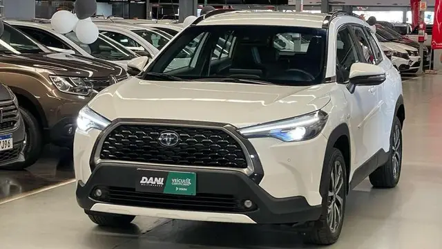 Carro Toyota Corolla Cross 2023 XRV Hybrid 1.8 (flex) (Aut)