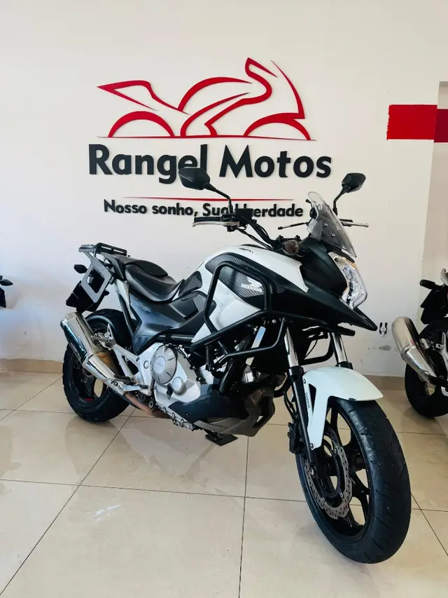 Carro Honda NC 700X 2014 STD
