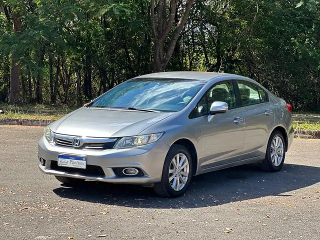 Carro Honda Civic 2014 New  LXR 2.0 i-VTEC (Aut) (Flex)