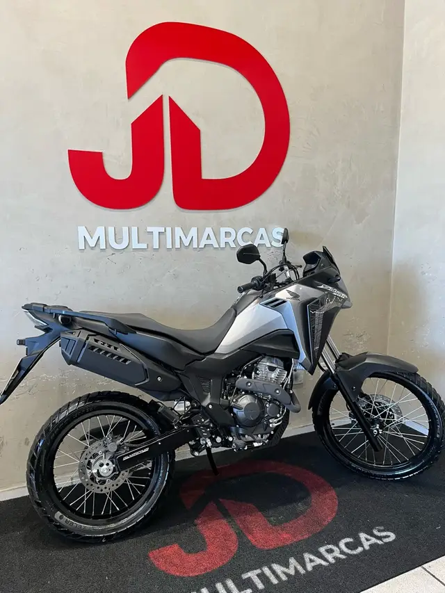 Carro Honda XRE Sahara 300 2025 ABS