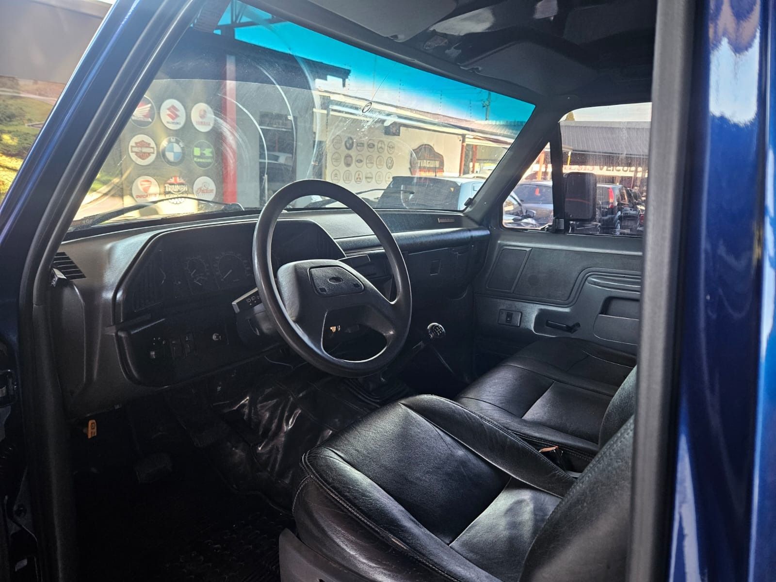 Ford F-1000
